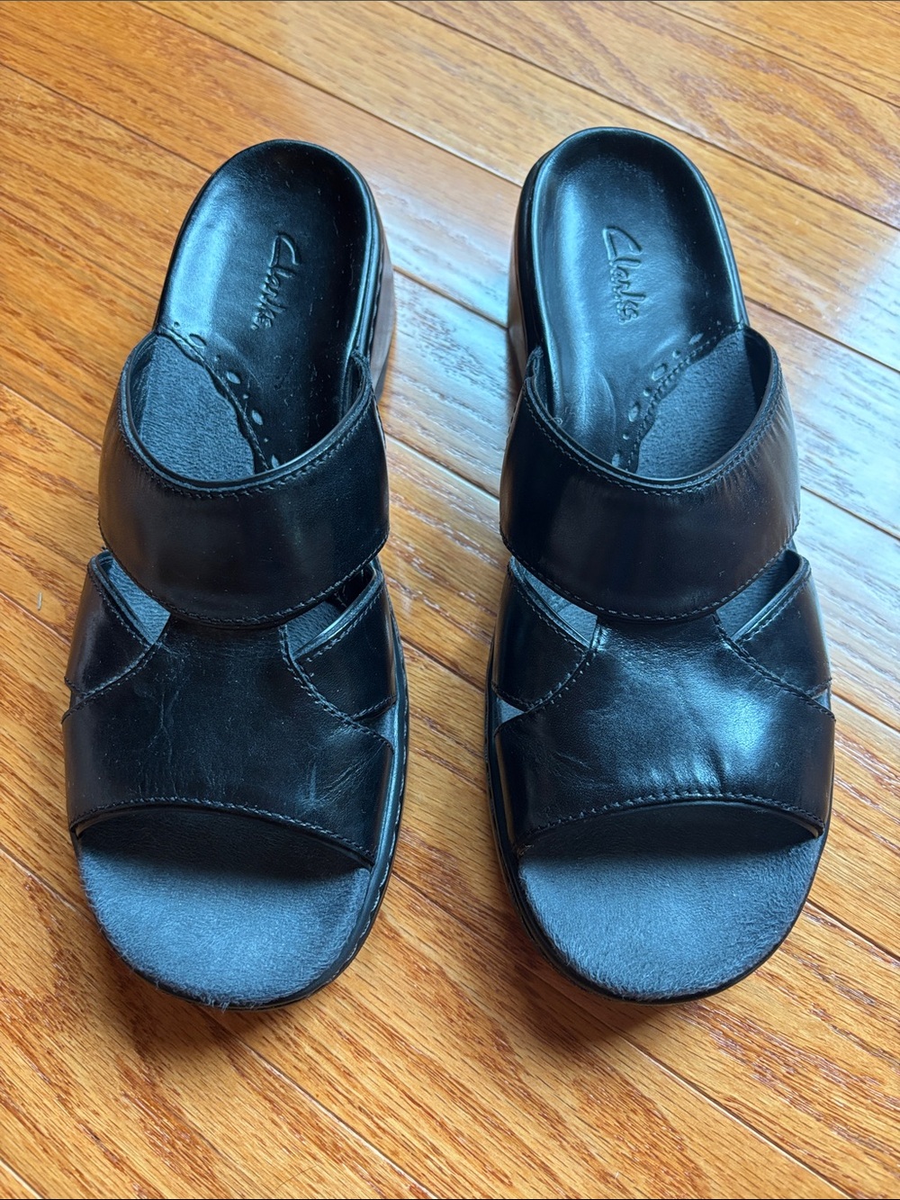 Clarks Black Leather Open-Toe Slide Sandals - Picture 3 of 7